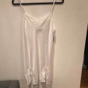 Natori Chemise new with tags